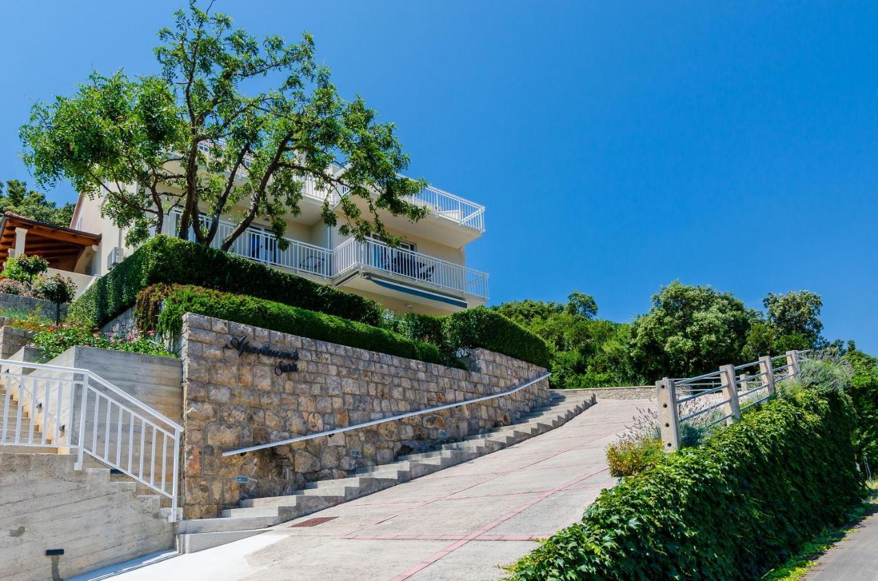 Apartments Sara Molunat Exterior foto